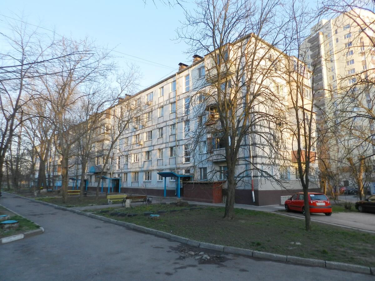 Апартаменты 3-room Apartment 100m2 on Reliefna Street 6, by GrandHome Запорожье