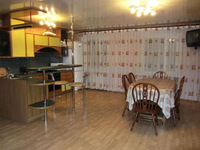 Апартаменты 3-room Apartment 100m2 on Reliefna Street 6, by GrandHome Запорожье-20