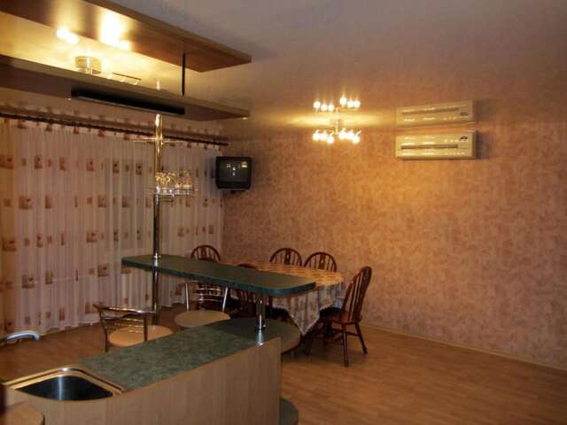 Апартаменты 3-room Apartment 100m2 on Reliefna Street 6, by GrandHome Запорожье-22